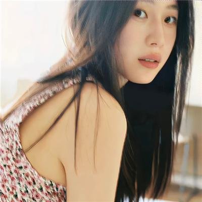 沙漠中的玫瑰